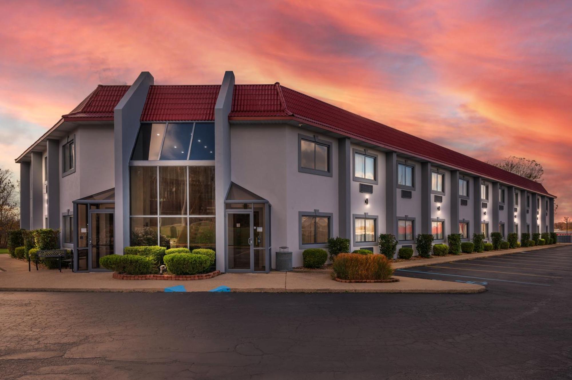Red Roof Inn Greencastle South - Cloverdale Εξωτερικό φωτογραφία