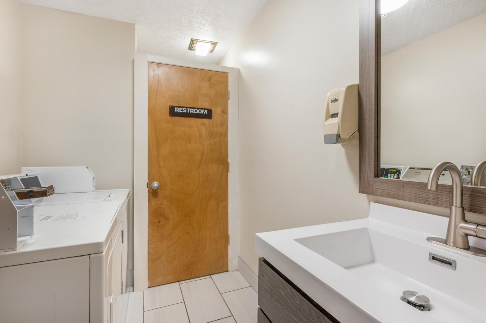 Red Roof Inn Greencastle South - Cloverdale Εξωτερικό φωτογραφία