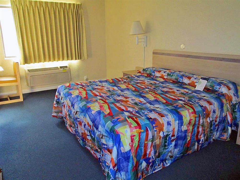 Red Roof Inn Greencastle South - Cloverdale Δωμάτιο φωτογραφία